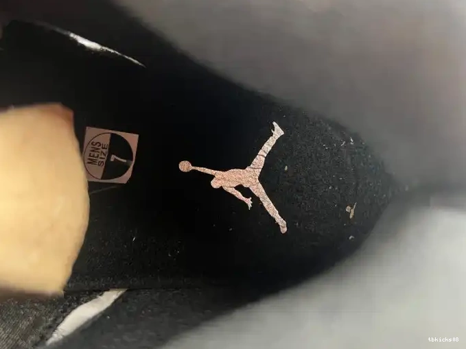 Rep TBkick JORDAN 'WHITE RETRO BLACK' DD0587-110 5 AIR 0420